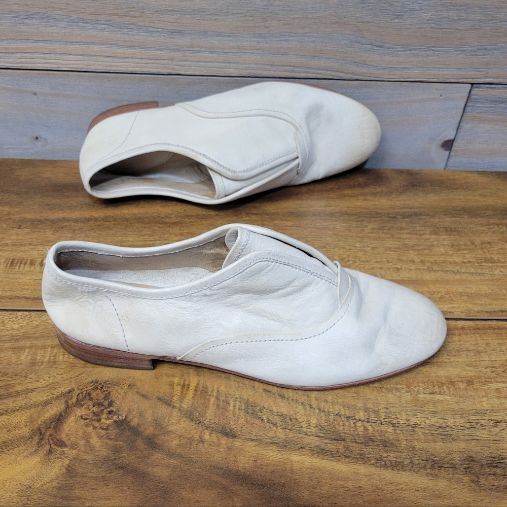 Frye Jillian Slip Oxford Shoes Womens Size 7.5 Crea Leather Flats Slip On Casual